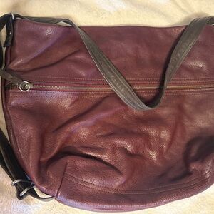 Rough and tumbleBurgundy duffle Leather Shoulder Bag